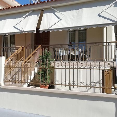 Periklis House Villa Nea Kallikrateia Exteriör bild