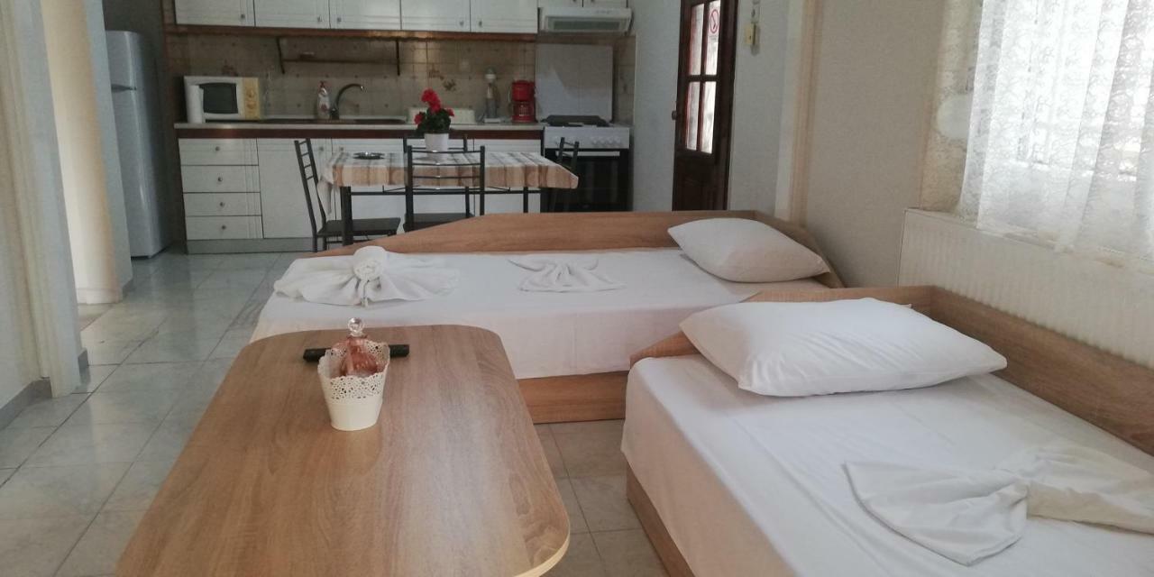 Periklis House Villa Nea Kallikrateia Exteriör bild